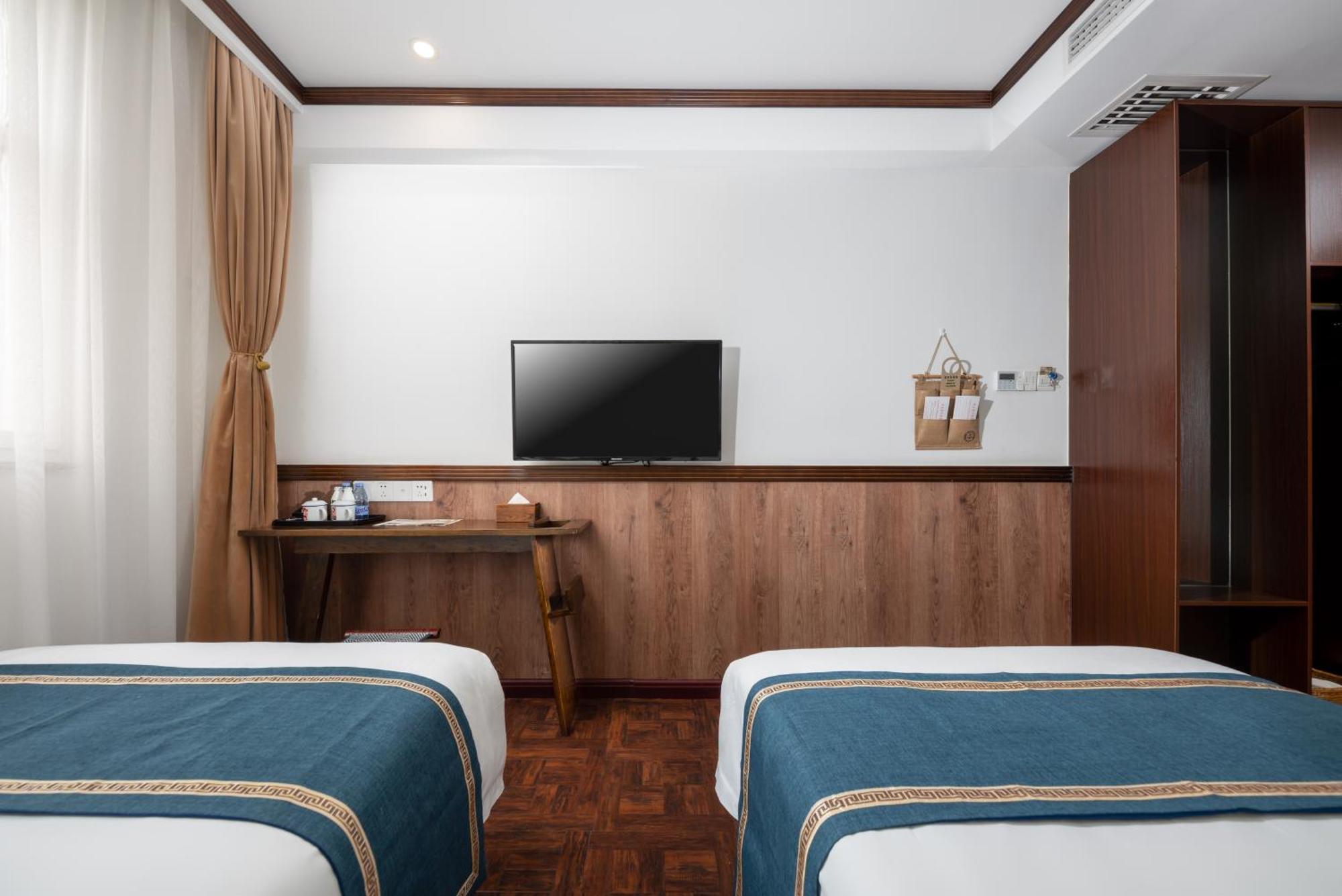 Time Traveller Hotel- Near Beijing Yonghe Lama Temple, Ghost Street, Beihai Park, Jingshan Park, Drum Tower, Houhai Bar Street, Tian'Anmen Square, Located In Beijing Traditional Hutongs, 5 Minutes Away From Subway, Free Laundry Serive Exterior foto