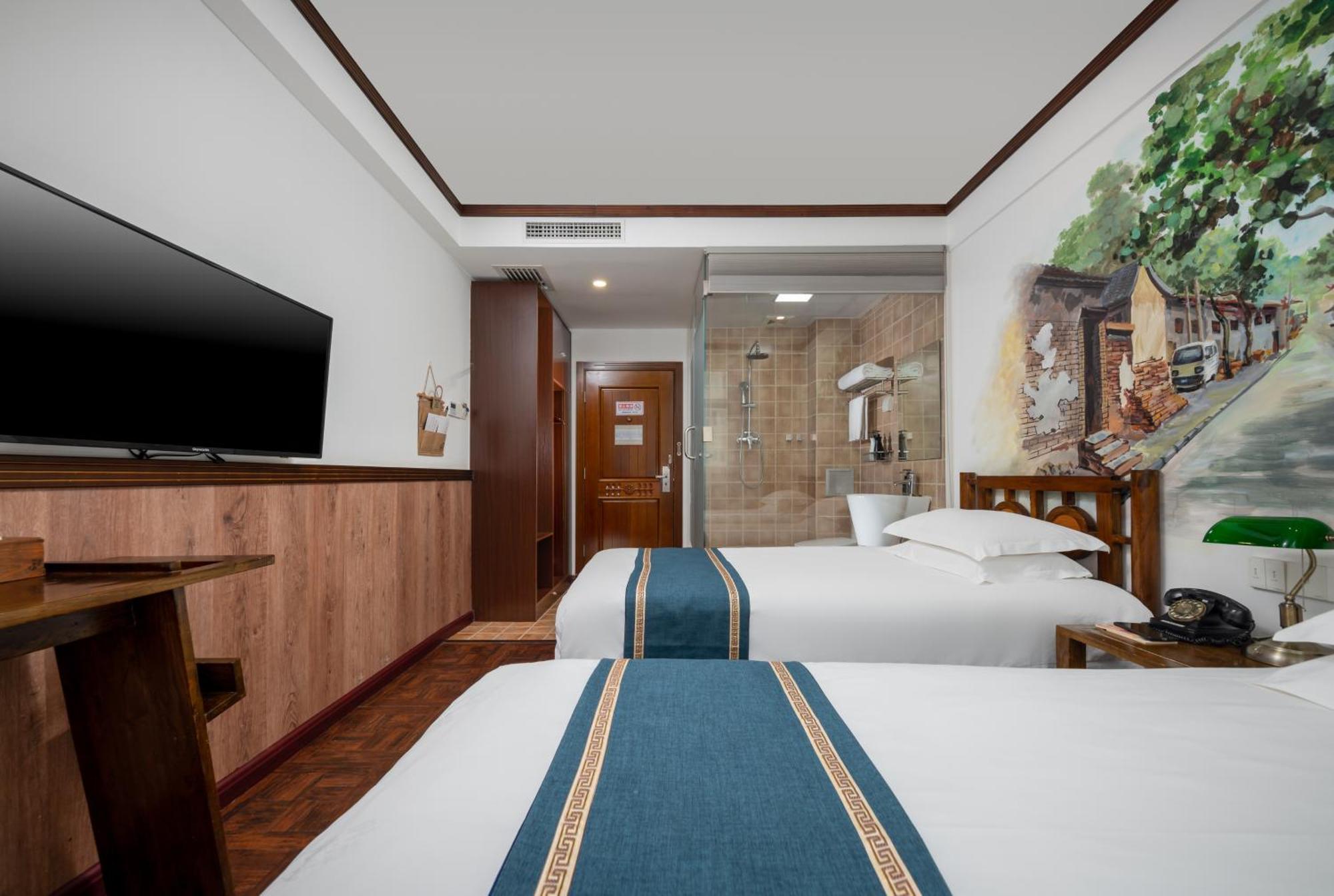 Time Traveller Hotel- Near Beijing Yonghe Lama Temple, Ghost Street, Beihai Park, Jingshan Park, Drum Tower, Houhai Bar Street, Tian'Anmen Square, Located In Beijing Traditional Hutongs, 5 Minutes Away From Subway, Free Laundry Serive Exterior foto