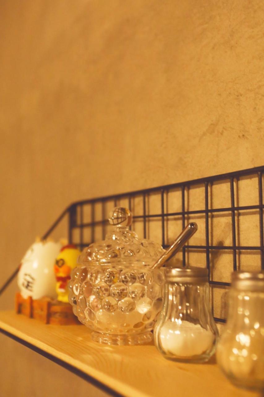 Time Traveller Hotel- Near Beijing Yonghe Lama Temple, Ghost Street, Beihai Park, Jingshan Park, Drum Tower, Houhai Bar Street, Tian'Anmen Square, Located In Beijing Traditional Hutongs, 5 Minutes Away From Subway, Free Laundry Serive Exterior foto